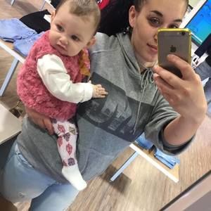 Meet your Posher, Vanessa